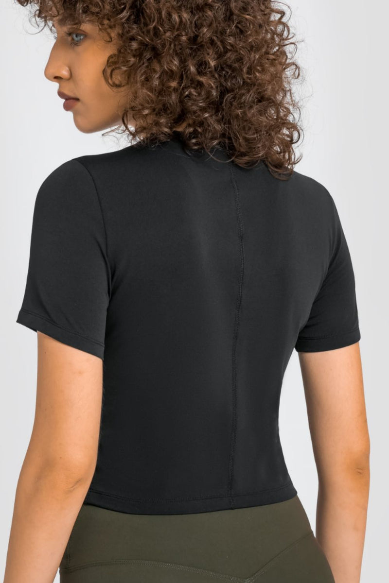 Round Neck Short Sleeve Yoga Tee - ONYX ASHE