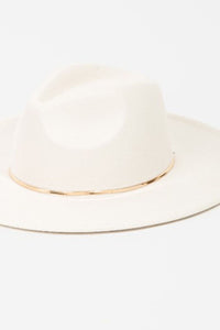 Fame Slice of Chic Herringbone Chain Fedora