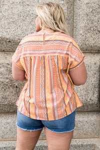 Plus Size Geometric Print Short Sleeve Top