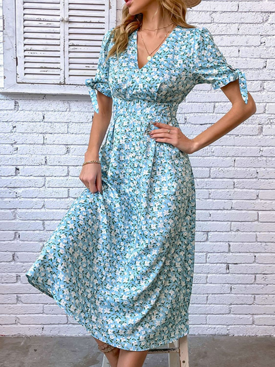 Floral Tied Puff Sleeve V-Neck Dress