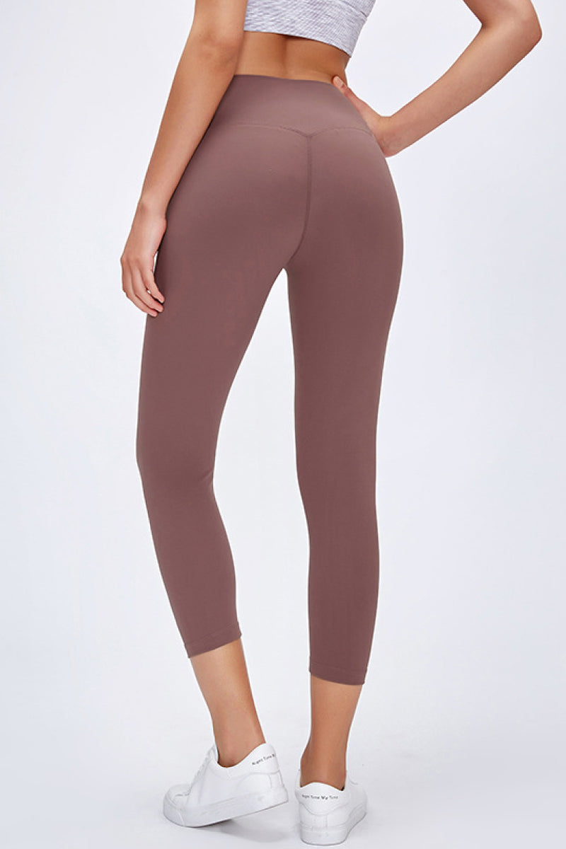 Slim Hip Cropped Leggings - ONYX ASHE